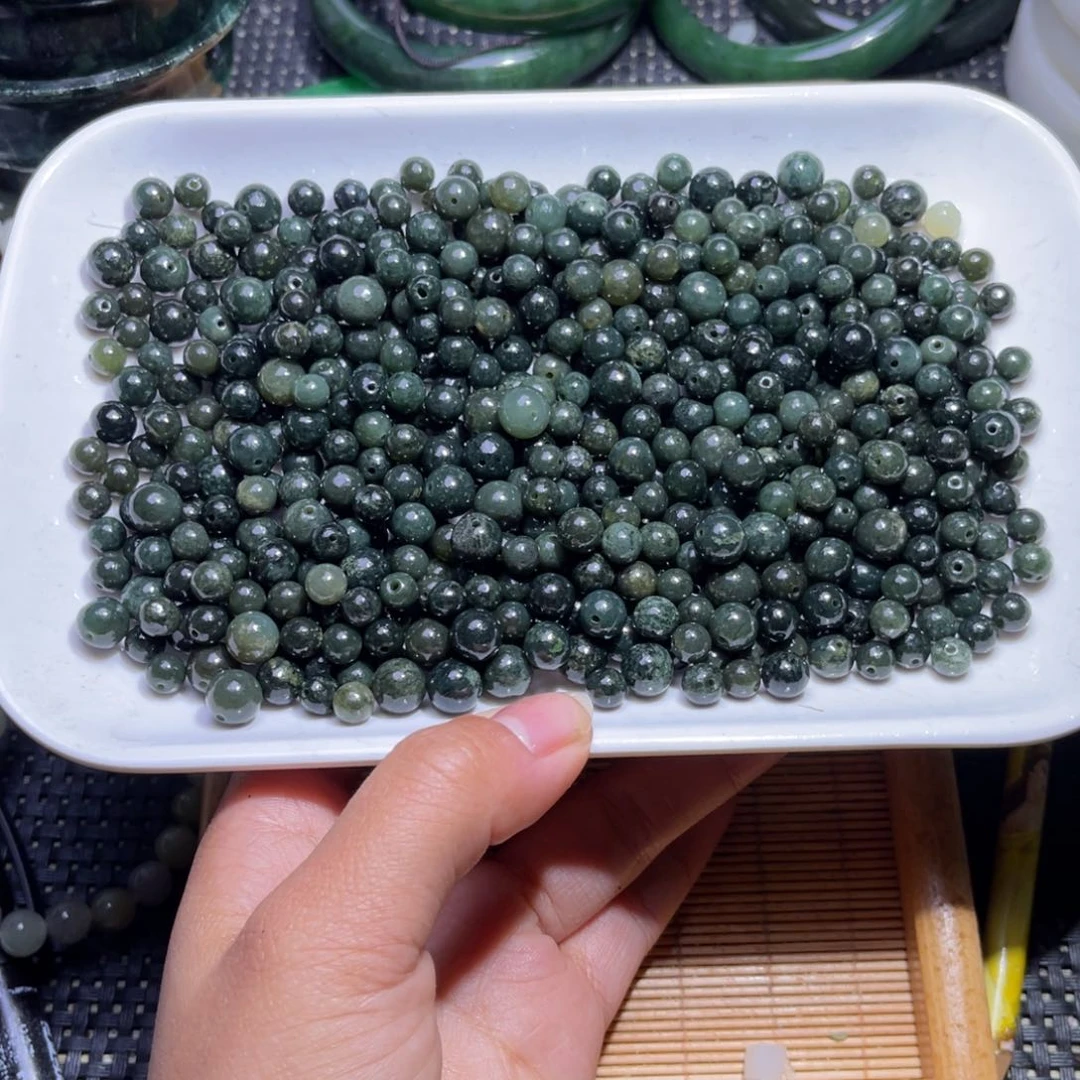 未镶嵌和田玉车挂