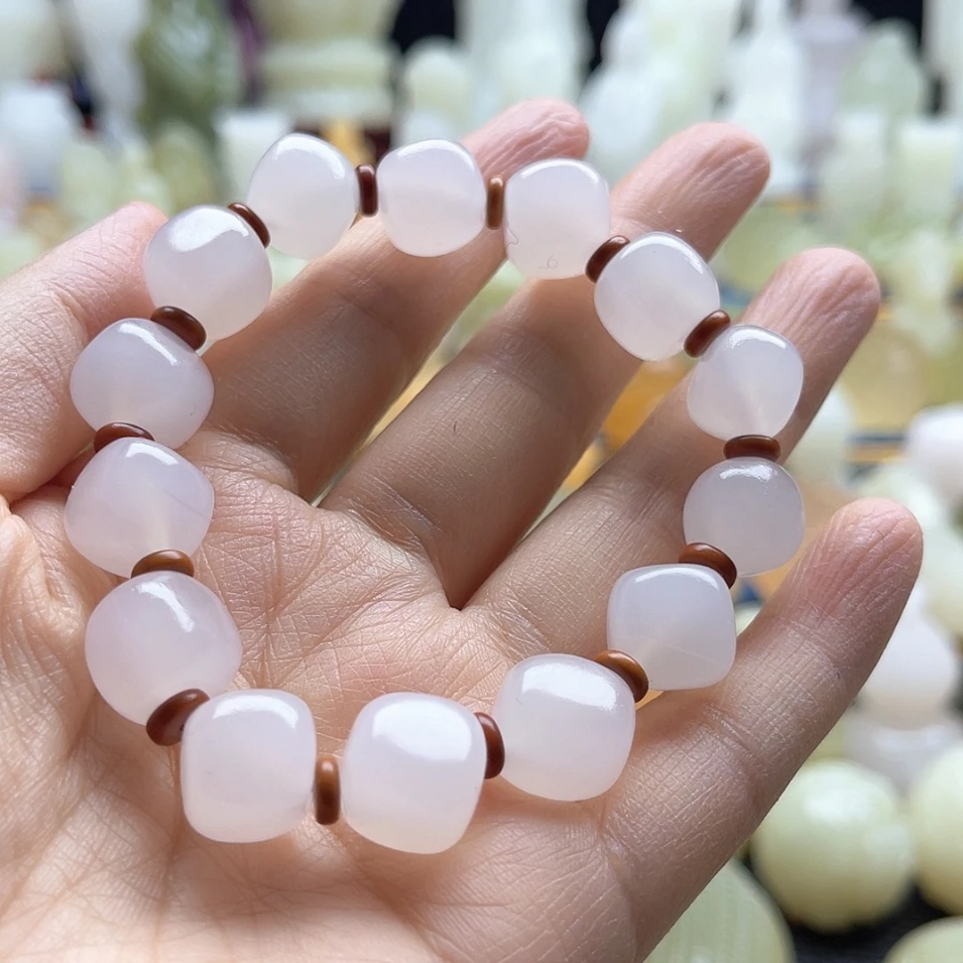 新疆昆仑山脉山料