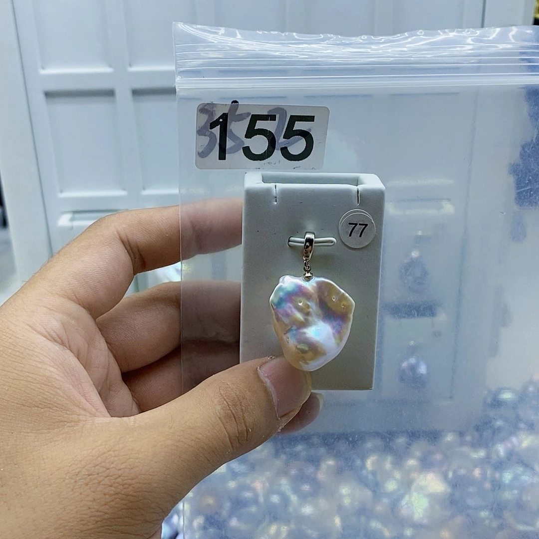 淡水珍珠合金颈饰