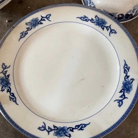 陶瓷9寸盘一个陶瓷