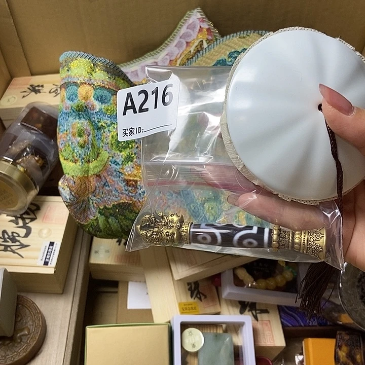 琉璃手工艺品持**恒