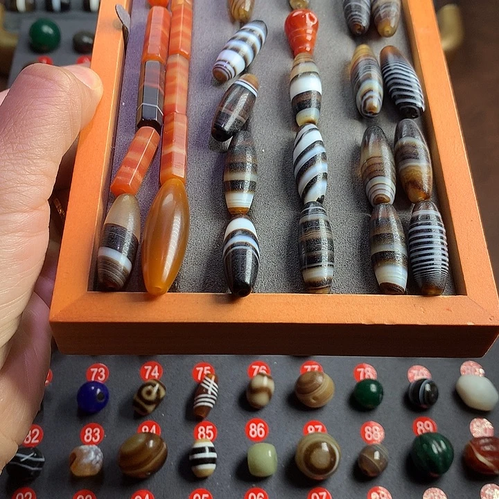 未镶嵌玛瑙/玉髓珠宝半成品康****?