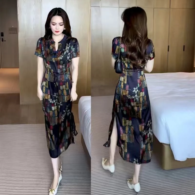 爆款夏季新款妈妈装高档气质减龄显瘦开叉时尚洋气中式盘扣连衣裙