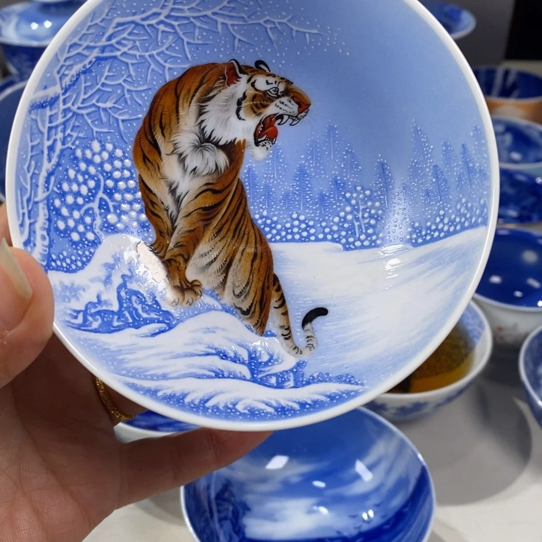 粉彩老虎主人杯杯