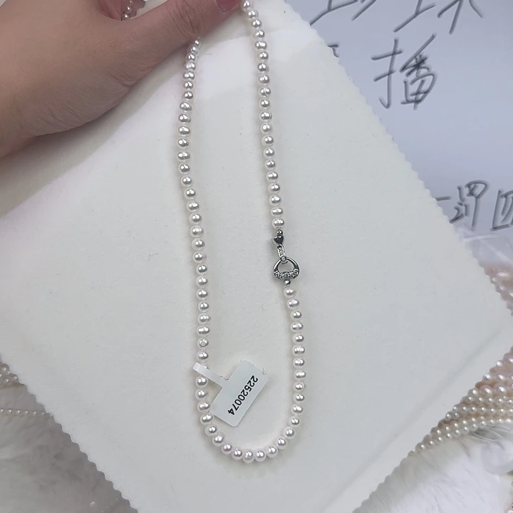 123银S925镶嵌淡水珍珠