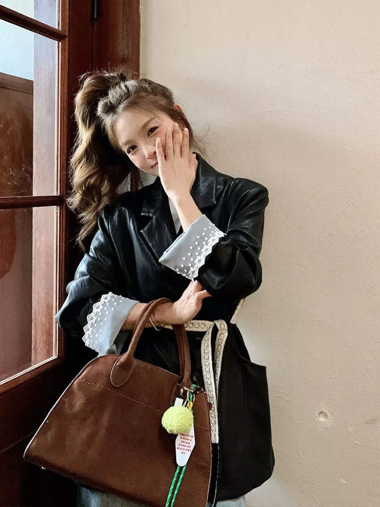 独特气质名媛高级感蕾丝拼接西装外套女王8805