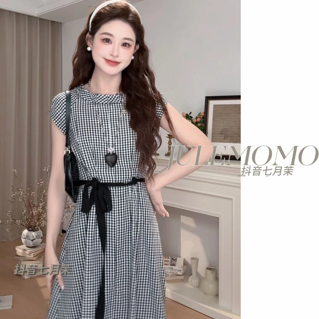夏季新款黑白色格子气质连衣裙女法式复古桔梗设计感收腰显瘦裙子