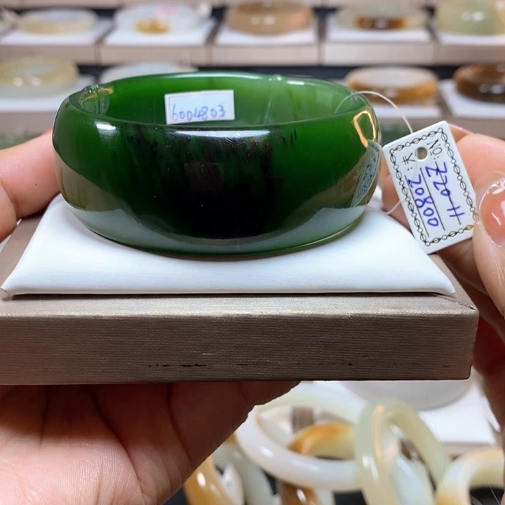 和田玉手镯60未镶嵌