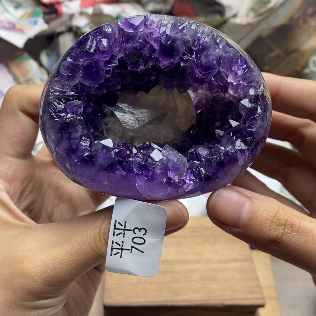 紫晶未镶嵌大型摆件（非配饰）