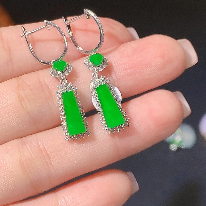 翡翠18K金镶嵌耳饰