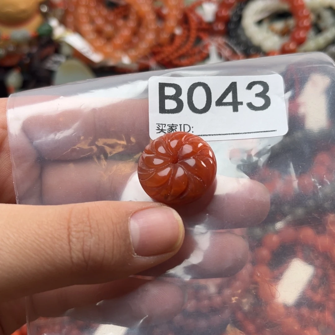 南红玛瑙未镶嵌珠宝奇石