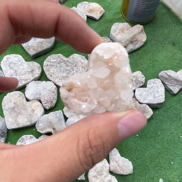 未镶嵌水晶大型摆件（非配饰）福利