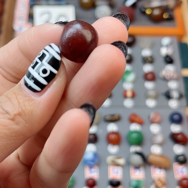 玛瑙/玉髓珠宝半成品未镶嵌獒*藏