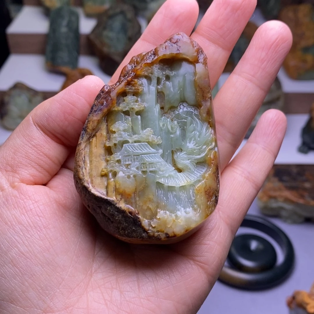岫岩河磨玉（透闪石质玉）未镶嵌把件向***生