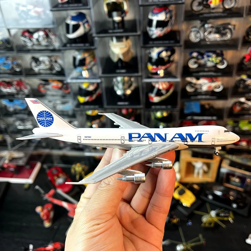 1：400比例合金飞机泛美航空747-100客机成品金属模型摆件