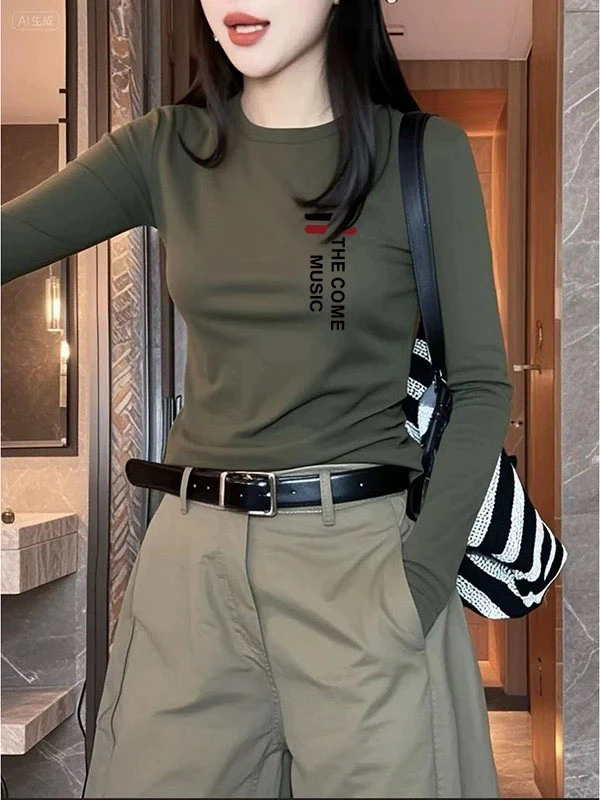 港风早春秋新款正肩长袖打底显瘦女款圆领t恤复古军绿色减龄上衣