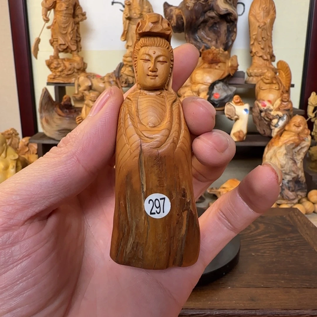 崖柏小木匠艺雕一物一拍