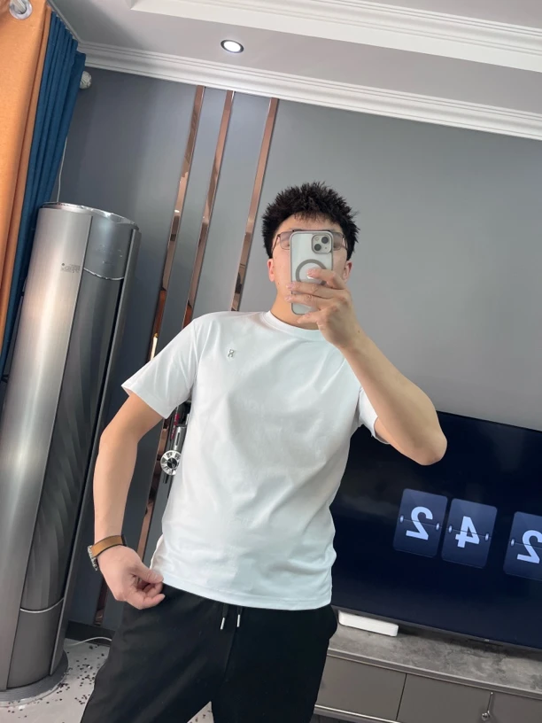 男士春夏季时尚百搭圆领T纯色打底短袖