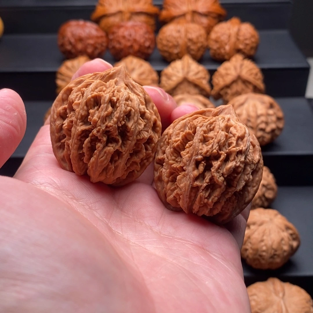 把件文玩核桃40尺全品野生九龙筋狮子头