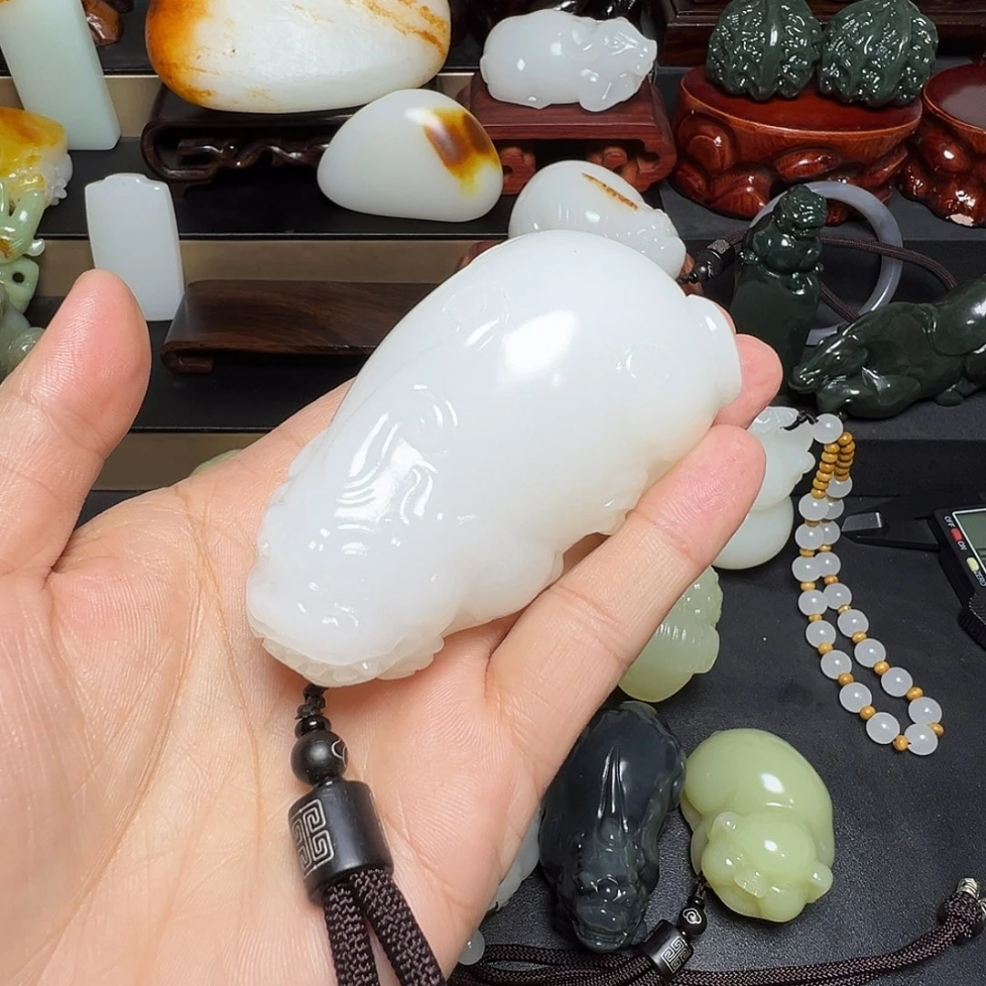 @***勇玉新疆天然料子精品