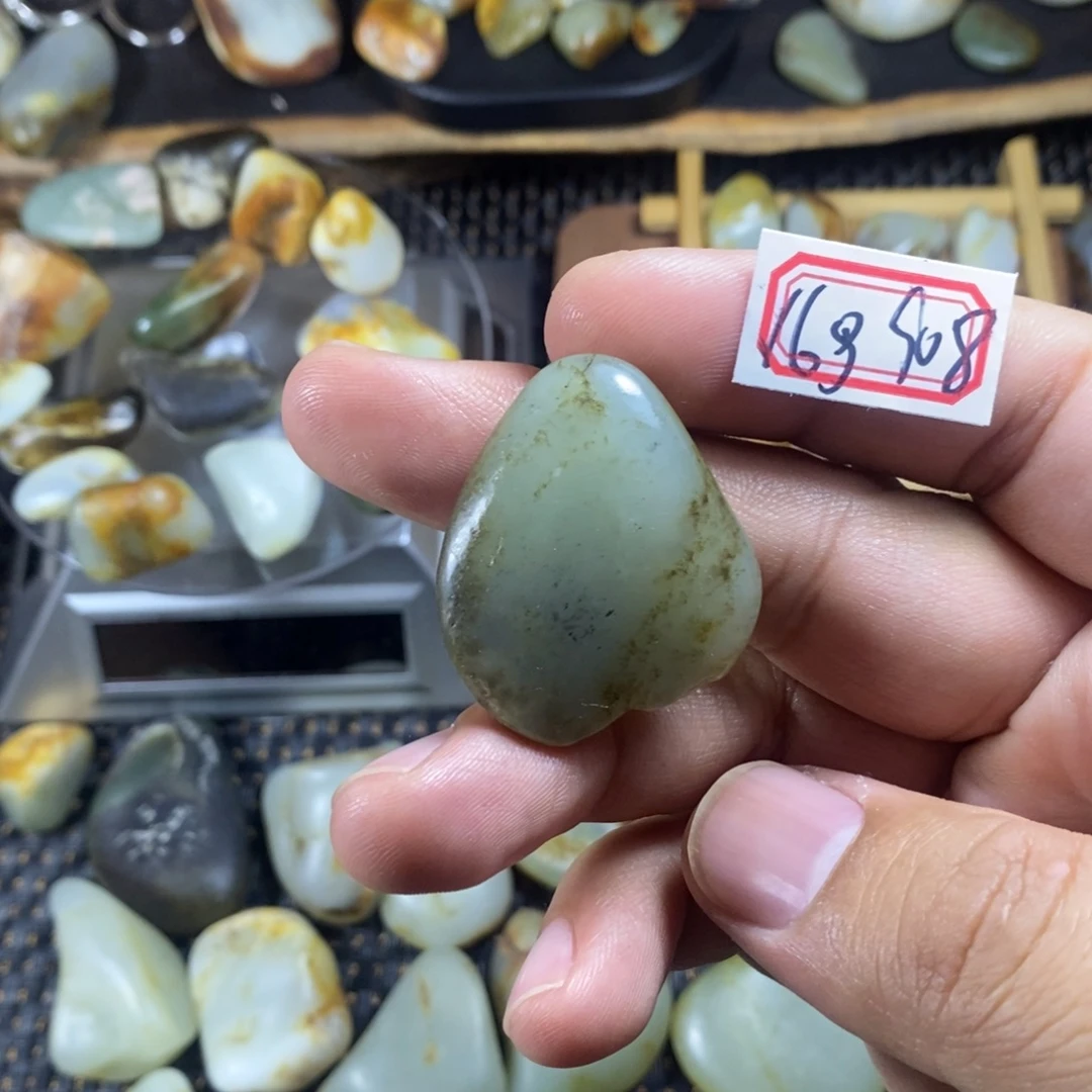 和田玉（糖玉）未镶嵌挂件