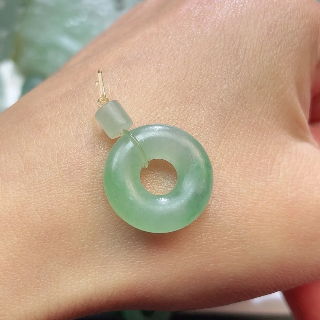 定制翡翠未镶嵌甜甜圈