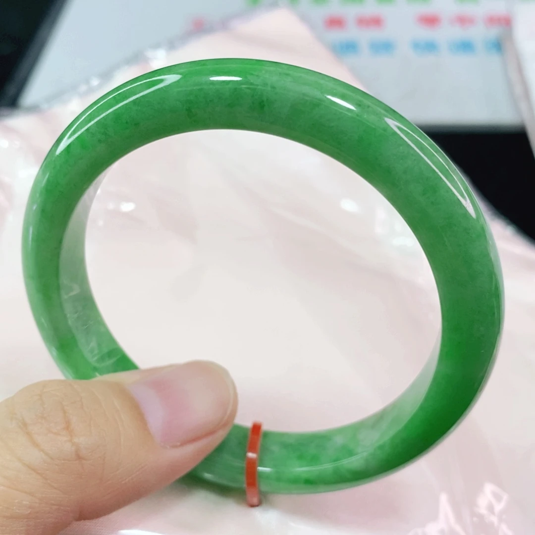 未镶嵌手镯翡翠55.6圈口高质量