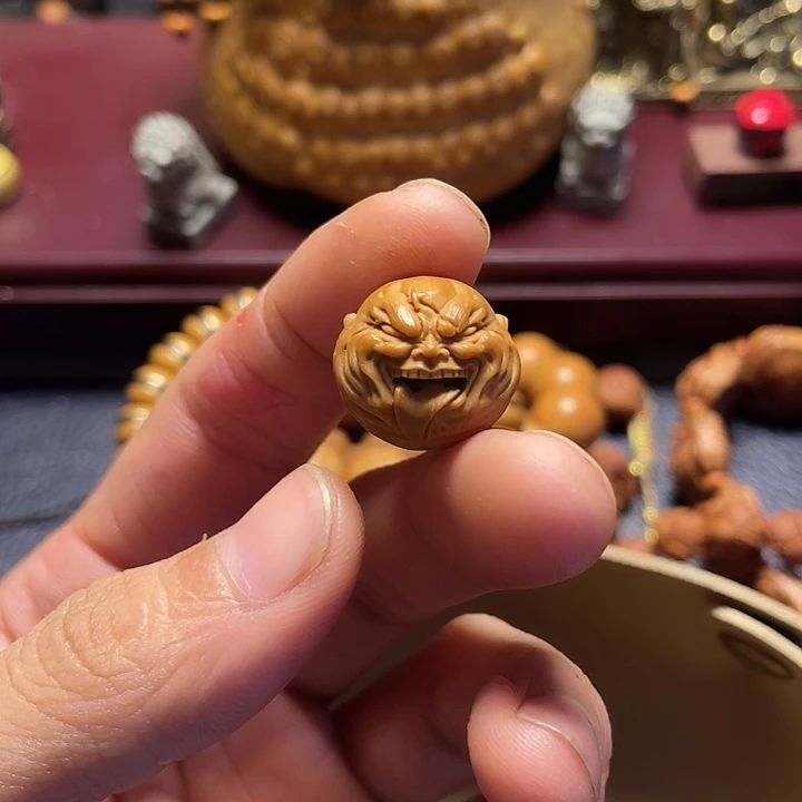 ヾ***～猴头核桃雕刻恶僧单籽