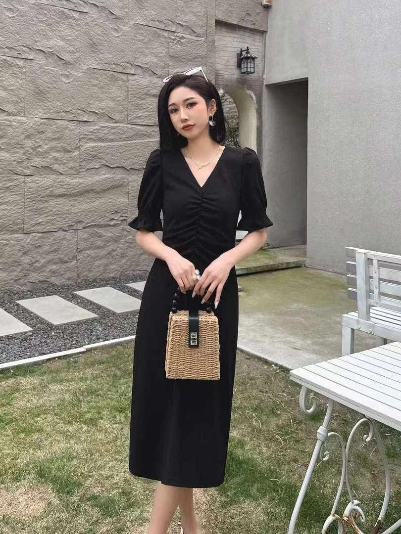 美美推荐6611新款黑色V领褶皱长裙开叉连衣裙