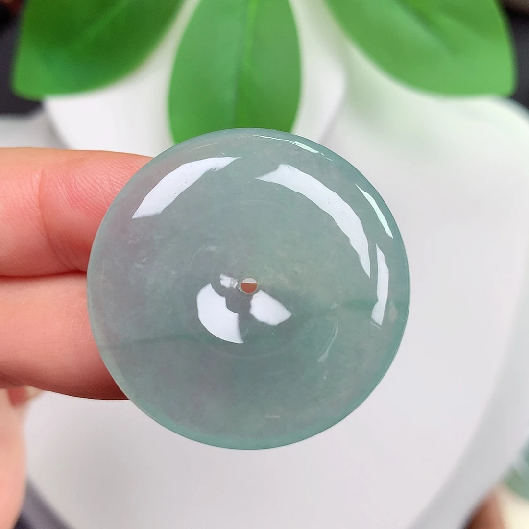 颈饰未镶嵌翡翠平安扣 31.4x5.7mm