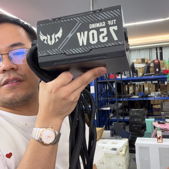 9新华硕TUF750W包邮