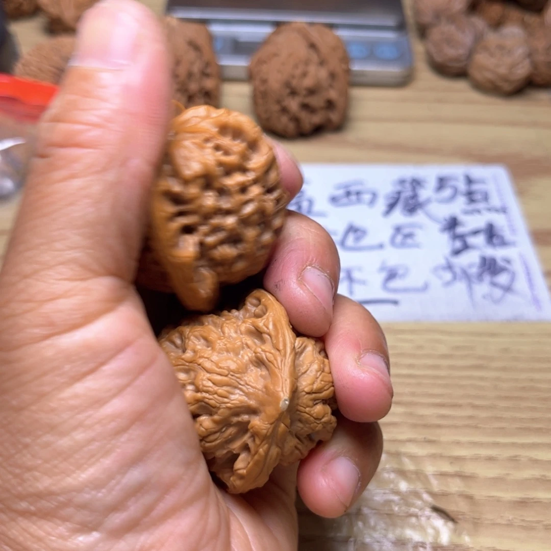 文玩核桃吊坠迈***越观音度