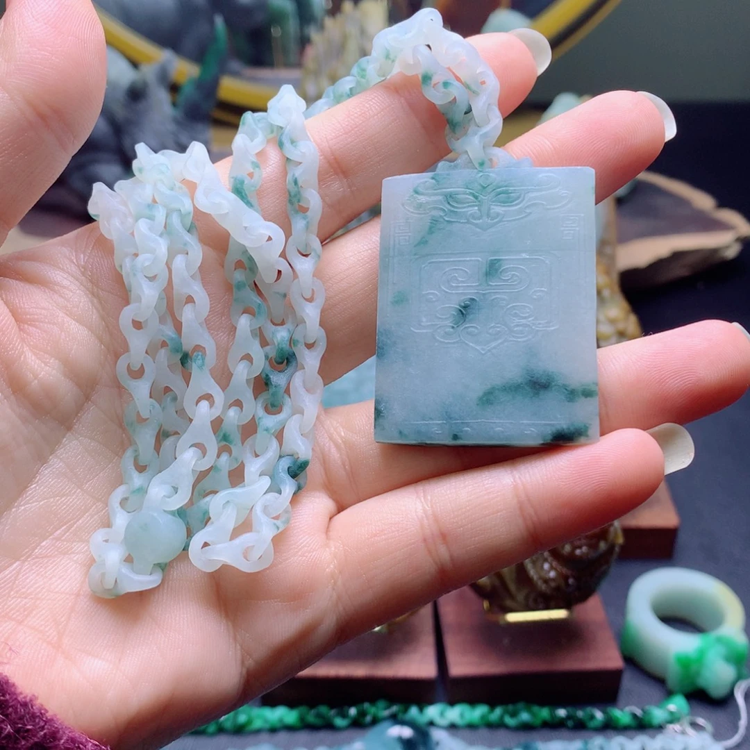 往***1定制翡翠未镶嵌翡翠