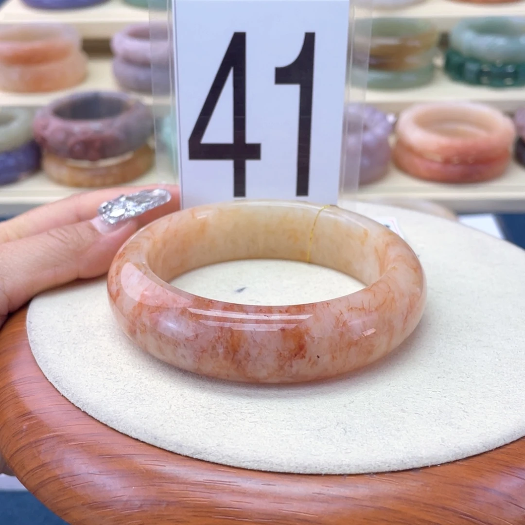 石英质玉未镶嵌手镯63