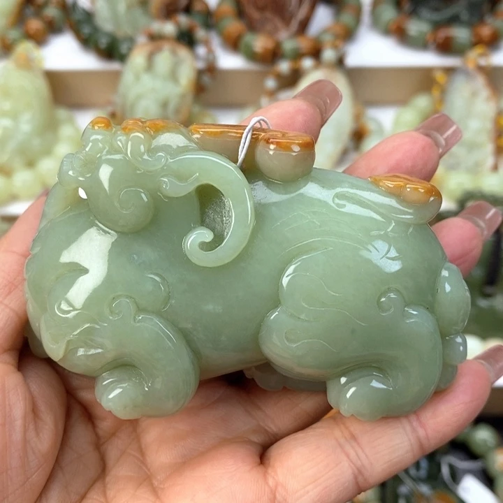 【闪购商品】透闪石质玉手把未镶嵌