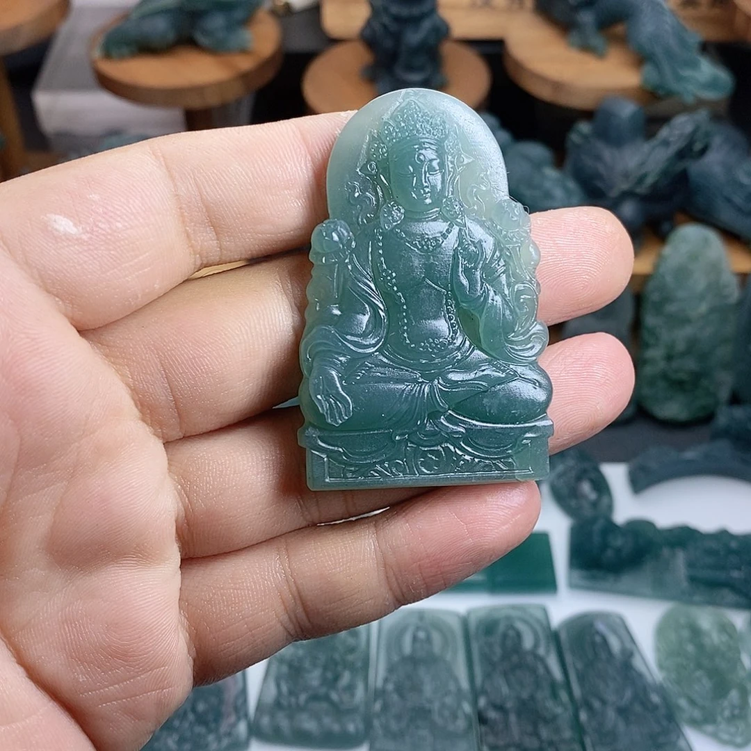 定制翡翠未镶嵌度母