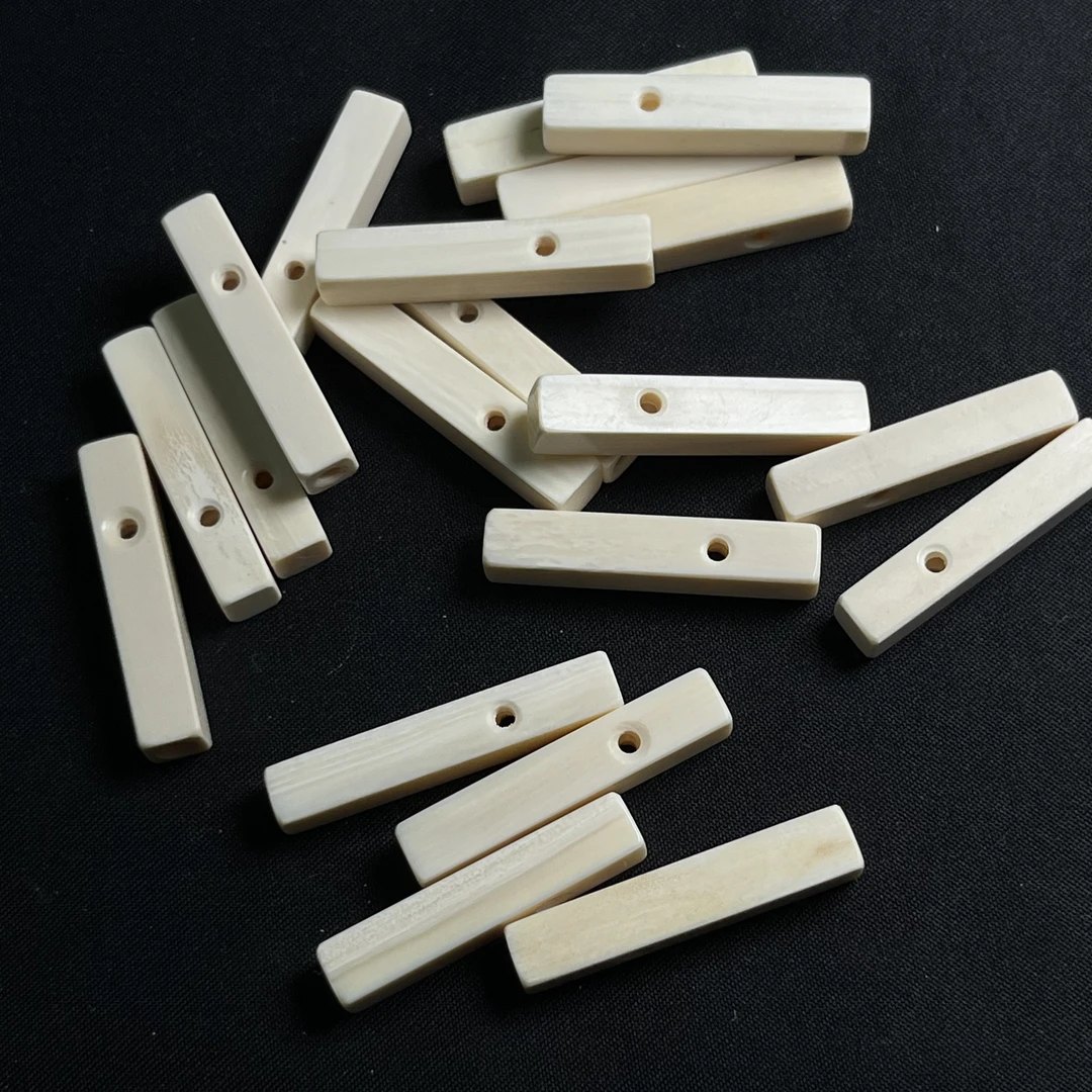 PT012 天然猛犸牙一字三通 约珠径5.5*高30*孔道1.5*2.0毫米