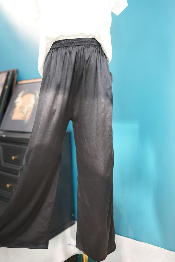 K000.黑色神裤女士