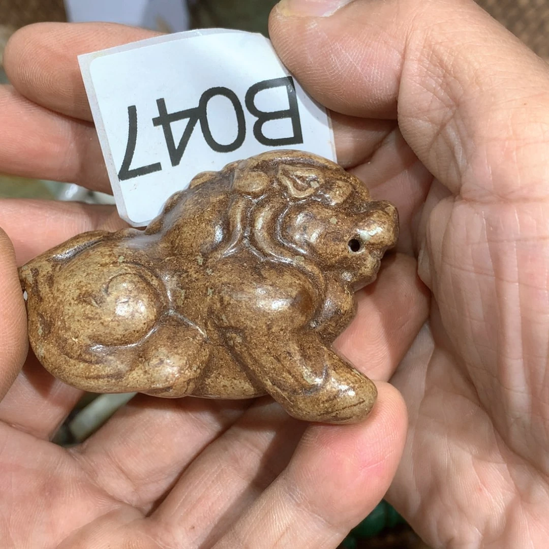 颈饰未镶嵌和田玉一*