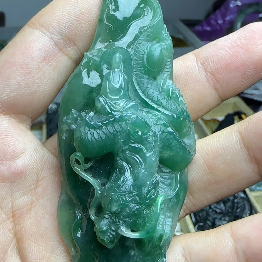 翡翠未镶嵌颈饰翡翠神龙户主