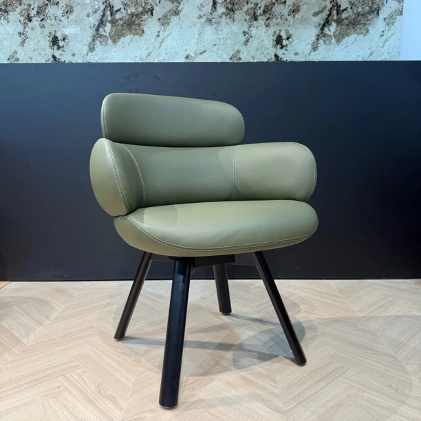 意式设计师款餐椅极简轻奢家用实木旋转餐椅简约