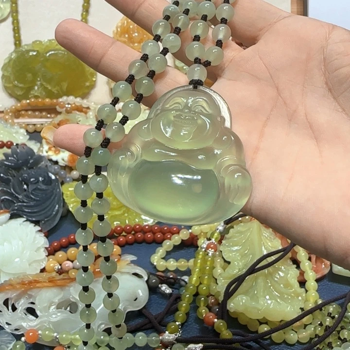 未镶嵌蛇纹石玉吊坠清**莉