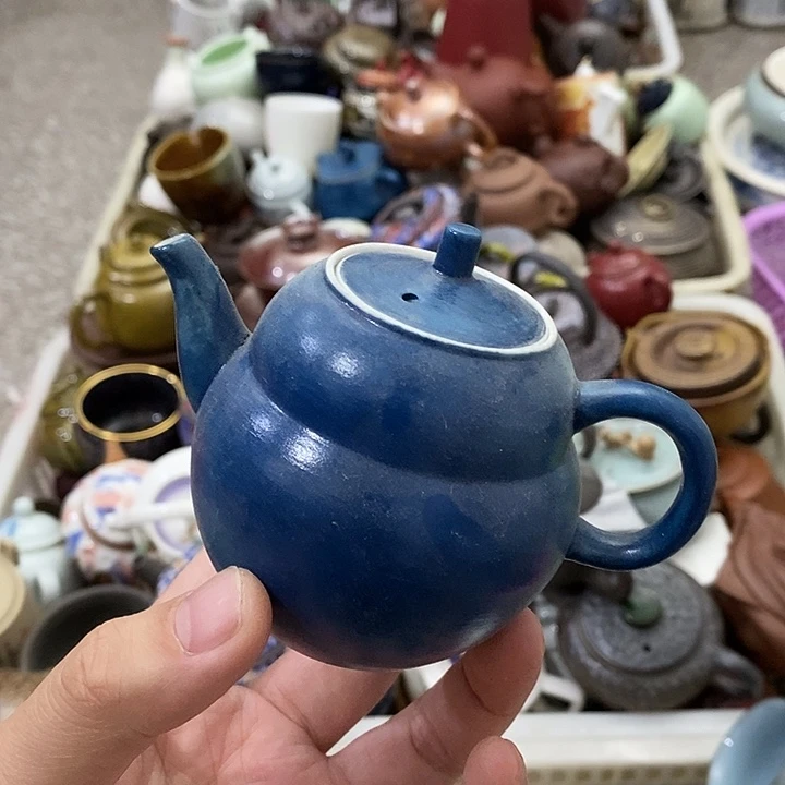 陶瓷艺术品及陶瓷壶