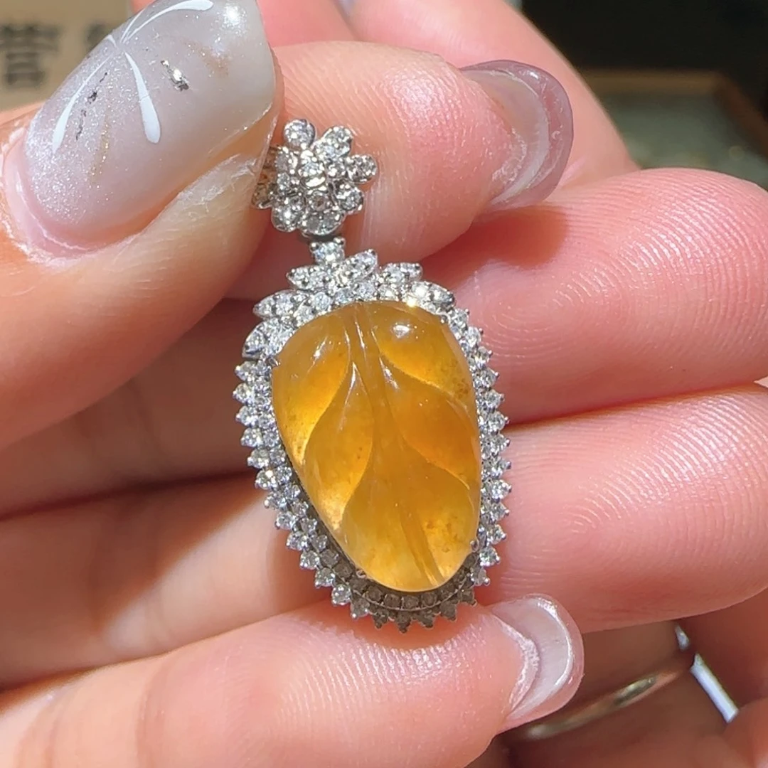 【闪购商品】翡翠颈饰18K金镶嵌缅甸