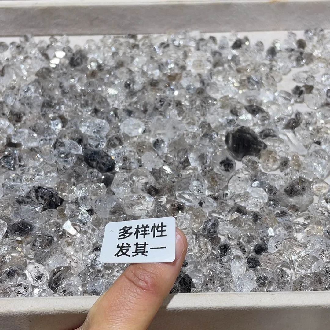 水晶摆件…….未镶嵌10g