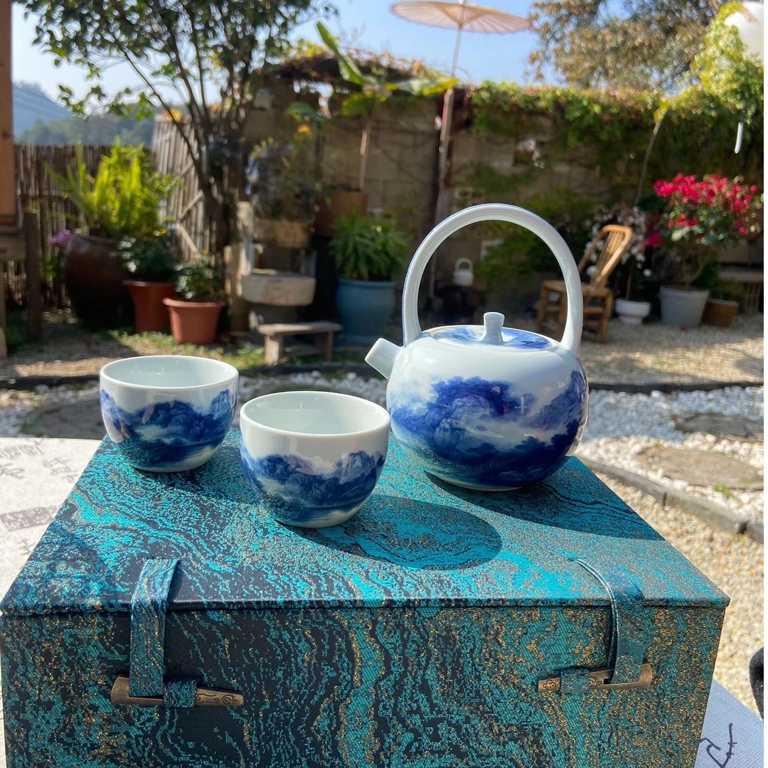 【闪购产品】t67青花山水提梁壶一壶2杯
