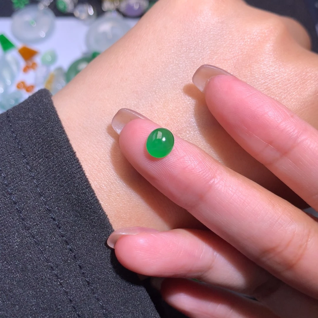 颈饰未镶嵌翡翠7.0-6.1-2.9