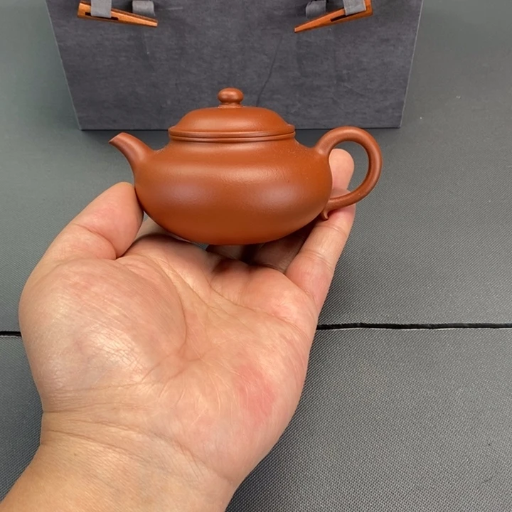 夏***华紫砂茶壶全手莲子