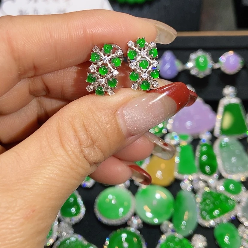 【闪购商品】翡翠耳饰未镶嵌天然翡翠