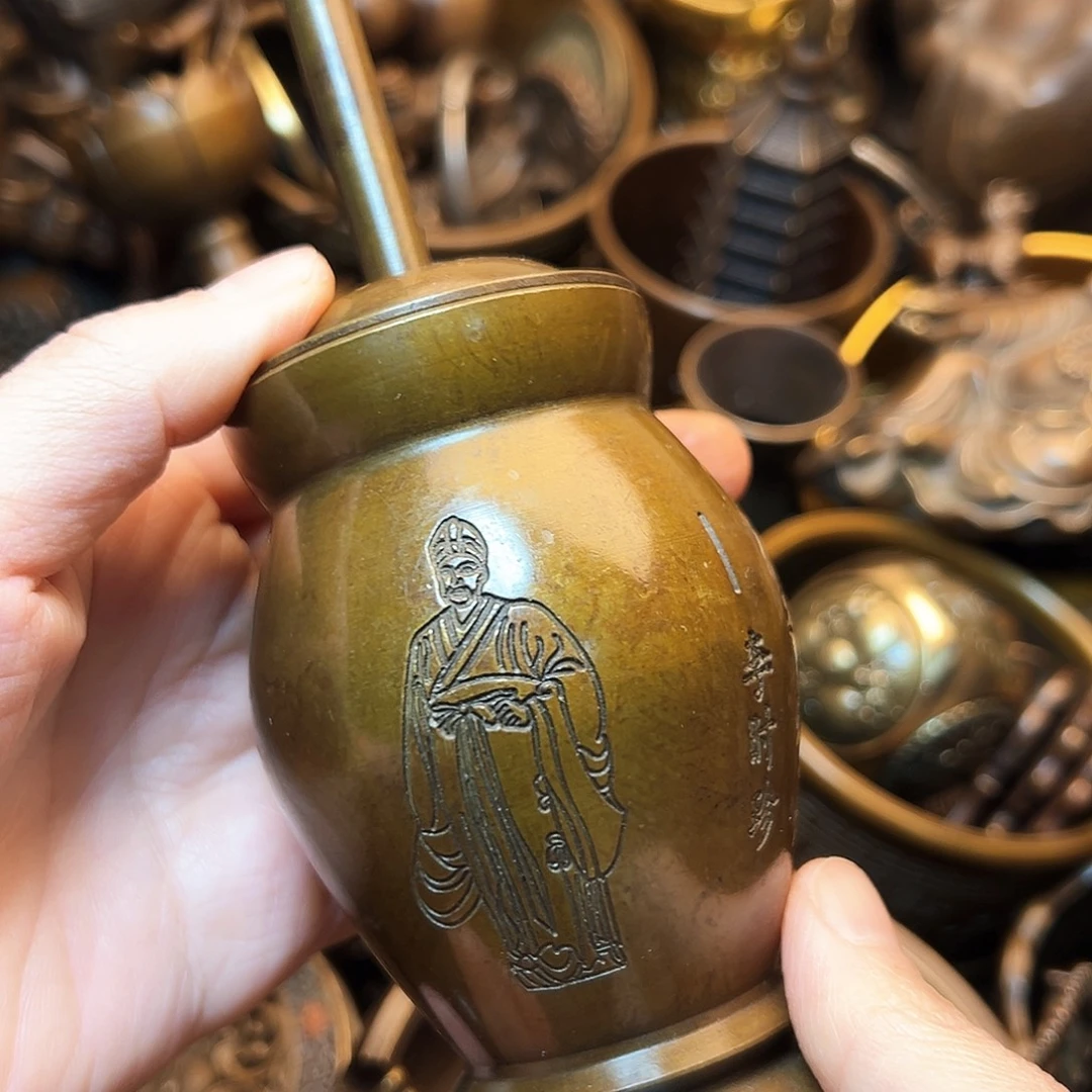 精美铜器工艺品等